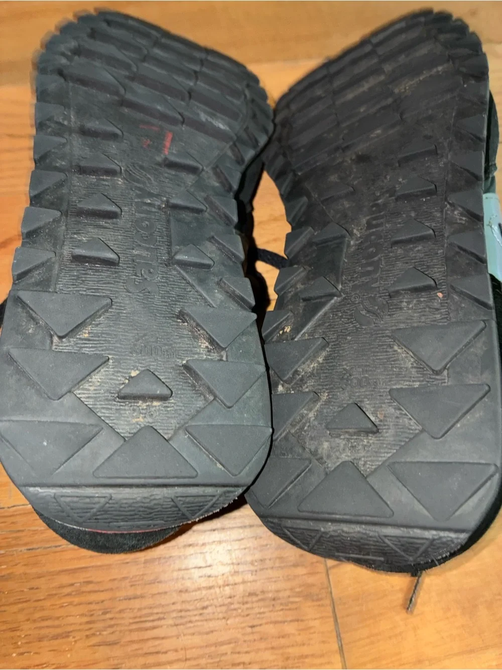 Vintage Woman’s 10  Saucony Jazz Original Black Running Walking Shoes pre owned